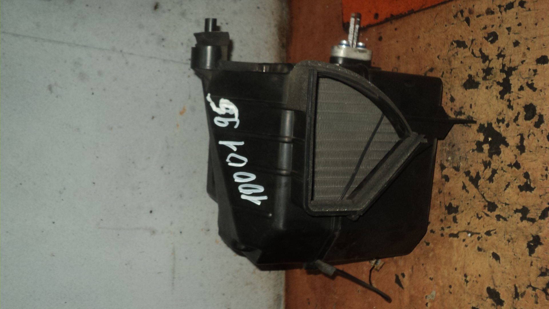 радиатор кондиционера в сборе (салонный) на Kia Rio