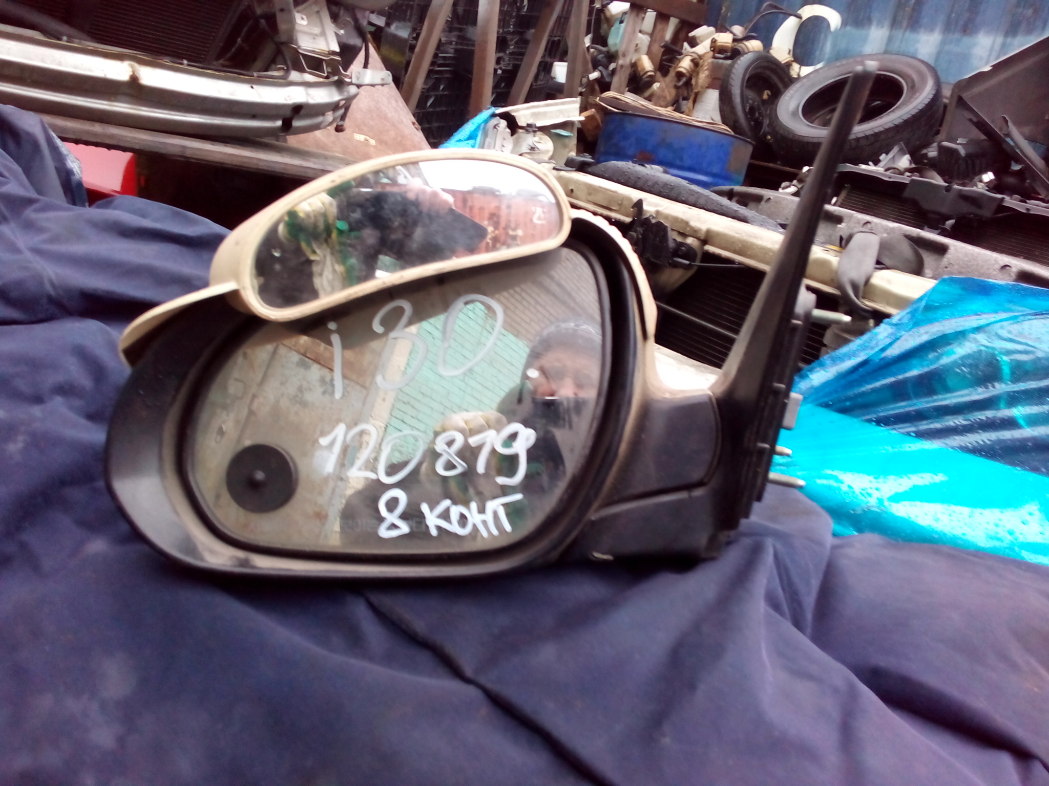 Зеркало заднего вида левое (с повторителем) : 8 контактов на Hyundai i30