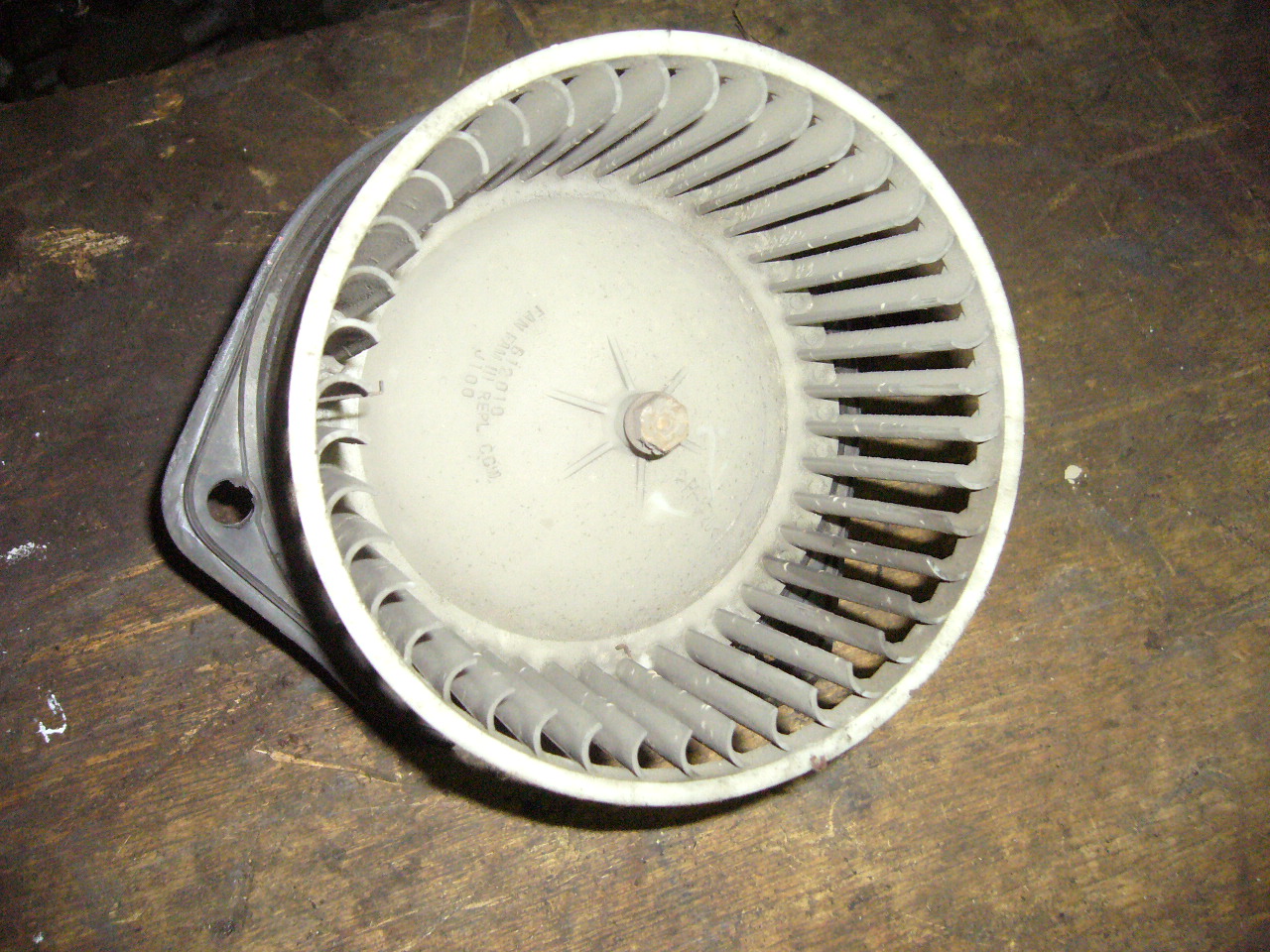 Вентилятор печки на Daewoo Lanos