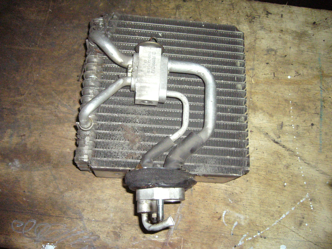 Радиатор кондиционера, салонный на Hyundai Accent
