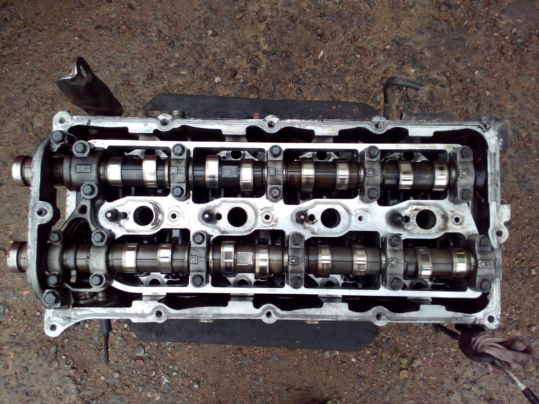 Головка блока цилиндров двигателя (ГБЦ) : D4CB на Kia Sorento