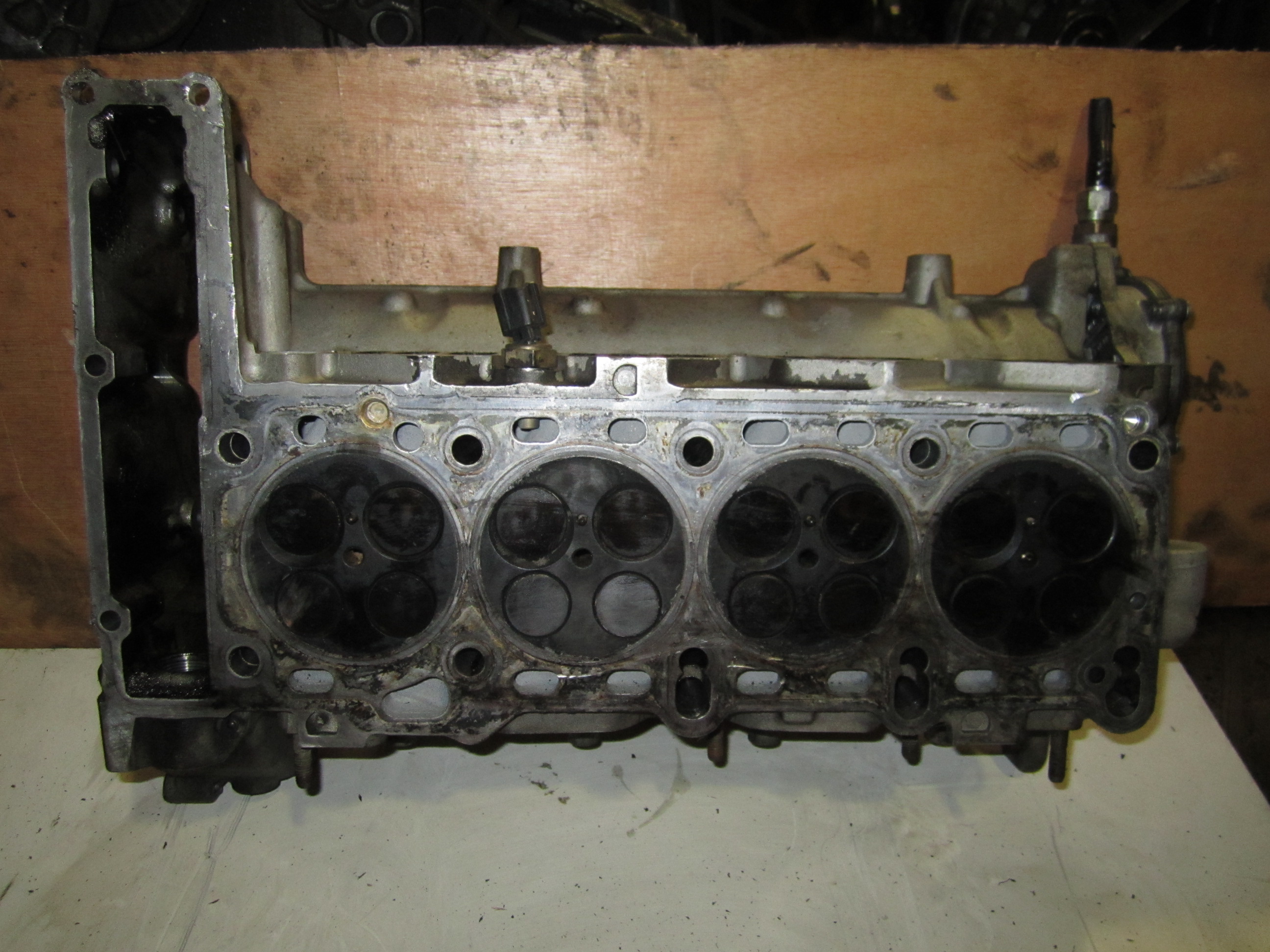 Головка блока цилиндров двигателя (ГБЦ) : D20DT на SsangYong Kyron