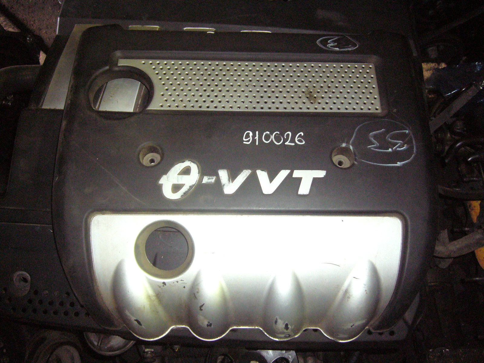 Декоративная крышка двигателя : G4KA на Hyundai NF
