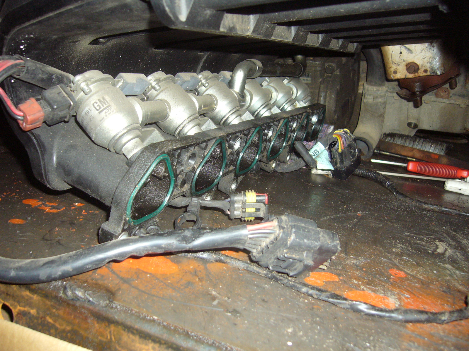 Впускной коллектор под газ в сборе : X20D1 на Chevrolet Evanda